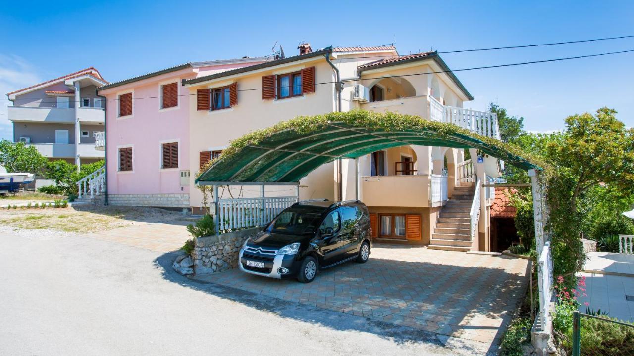 Apartment Branko Šilo Extérieur photo