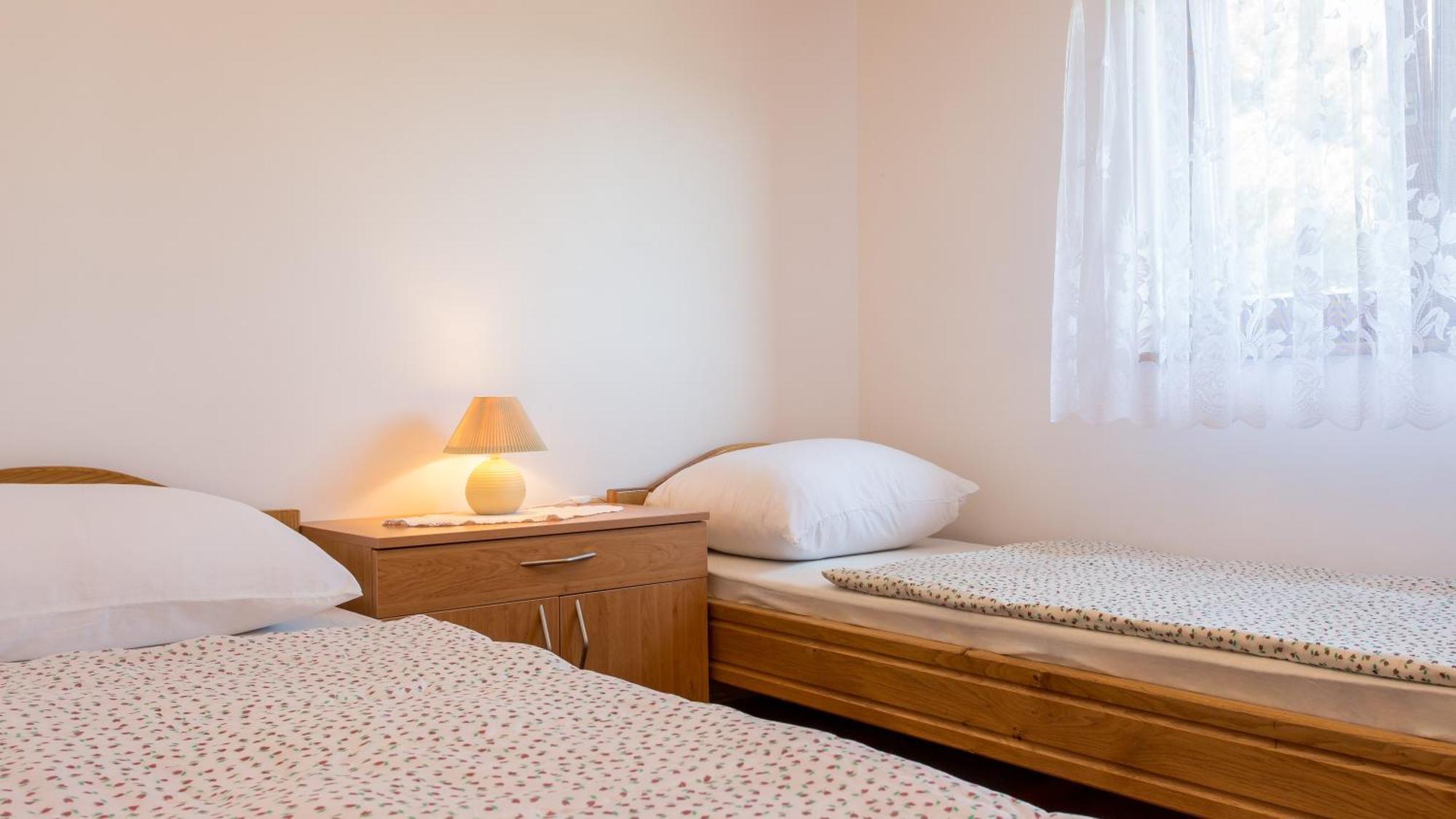 Apartment Branko Šilo Chambre photo